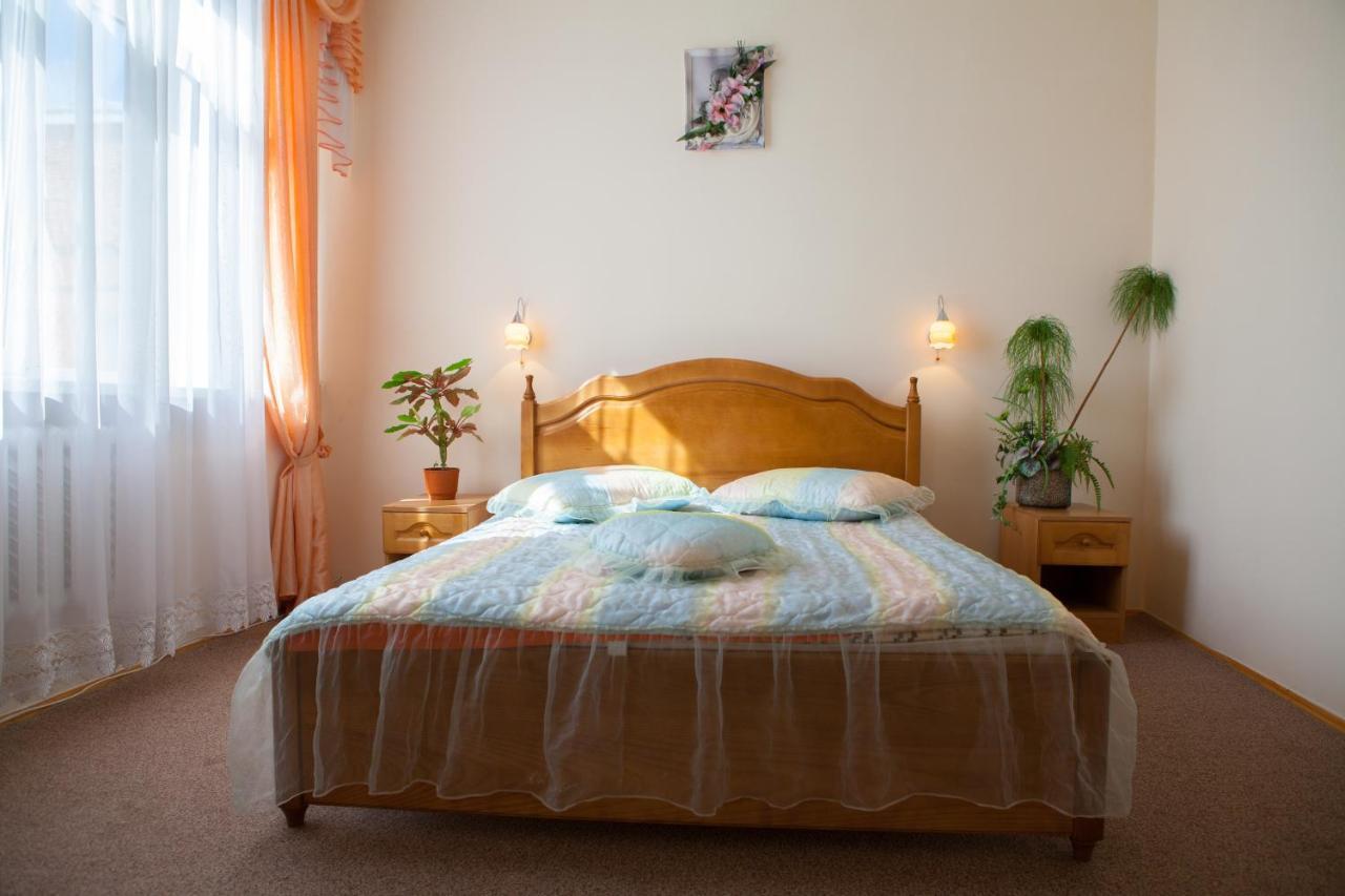 Hotel Vinnytsia Sawoy Habitación foto